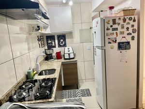 Image 3 - 536956
