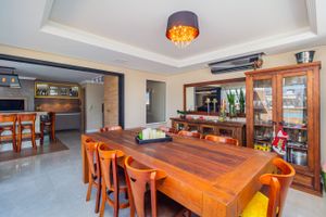 Image 12 - 539447