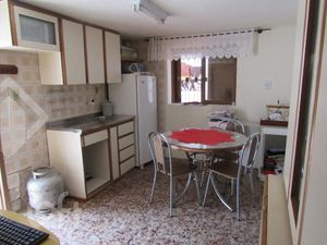 Image 6 - 539839