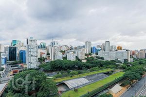 Image 29 - 541090