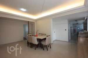 Image 19 - 543735