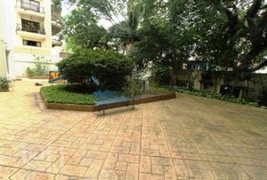 Image 19 - 545292