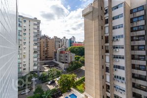 Image 25 - 546077
