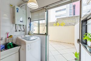 Image 16 - 5469