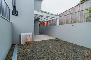 Image 31 - 548257