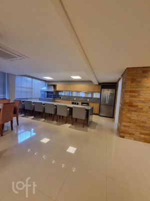 Image 33 - 548528