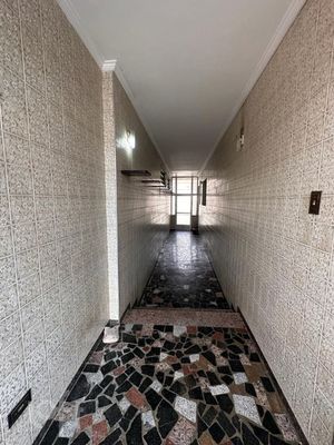 Image 4 - 548533
