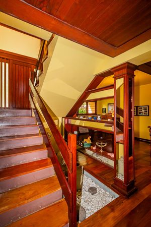 Image 15 - 549403