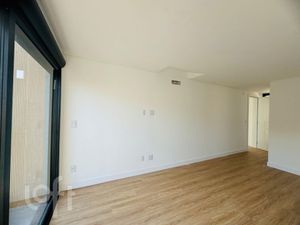Image 15 - 549760