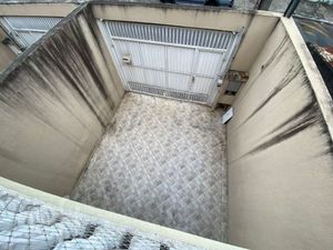 Image 4 - 549835
