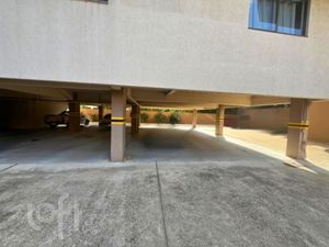 Image 4 - 550563