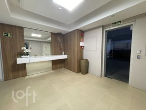 Image 19 - 550589