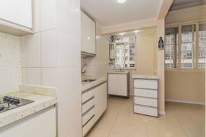 Image 8 - 551023