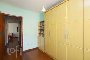 Image 3 - 551517