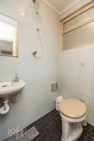 Image 9 - 551590