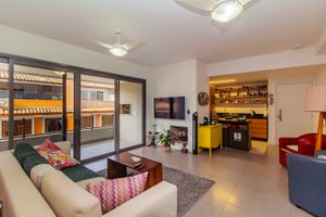 Image 1 - 551713