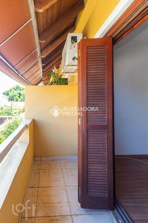 Image 18 - 551793