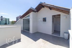 Image 22 - 551877