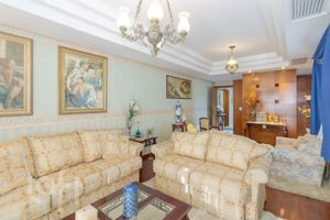 Image 9 - 552374