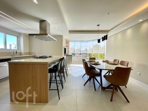Image 3 - 552473