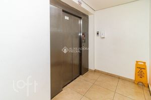 Image 17 - 552901