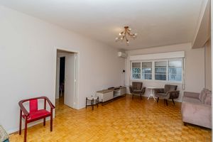 Image 1 - 553753