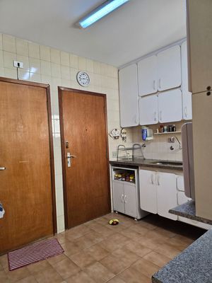 Image 7 - 553780