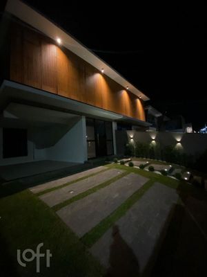 Image 66 - 554008