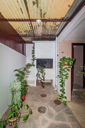 Image 28 - 554077