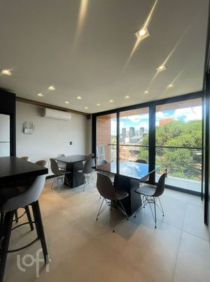Image 19 - 554325