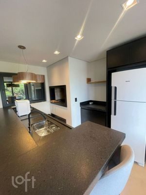 Image 22 - 554325