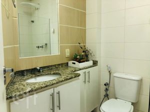 Image 4 - 554682