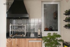 Image 4 - 554957