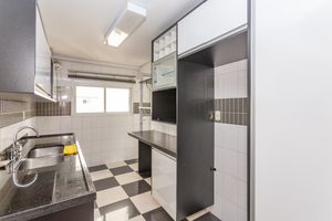 Image 38 - 554959