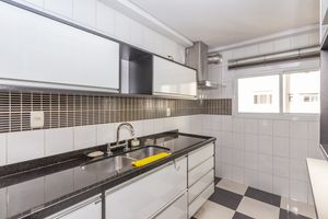 Image 39 - 554959