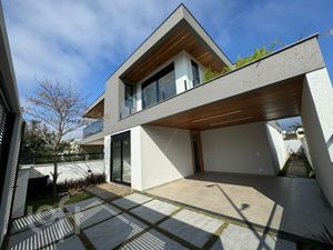 Image 23 - 555151