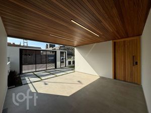 Image 25 - 555151
