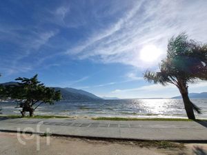 Image 12 - 555151