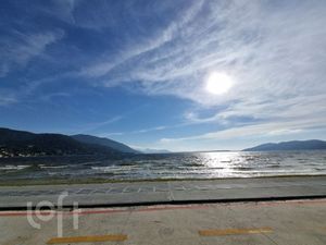 Image 14 - 555151