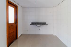 Image 27 - 555257