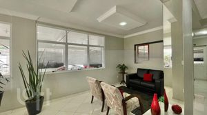Image 15 - 555304