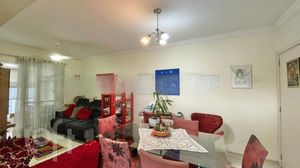 Image 19 - 555304