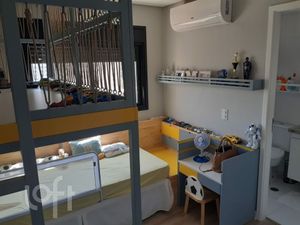 Image 12 - 555308
