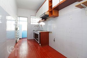 Image 6 - 555543
