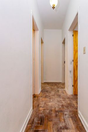 Image 7 - 555671