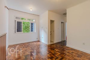 Image 3 - 555868