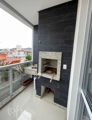 Image 9 - 556331