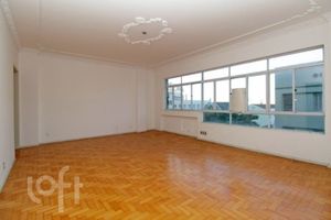 Image 1 - 556552
