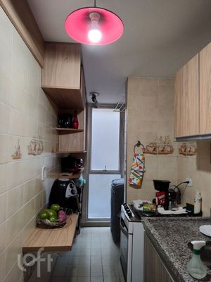 Image 11 - 556575