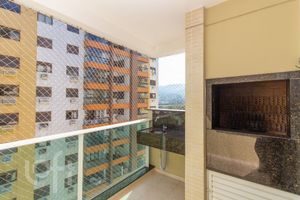 Image 4 - 556711